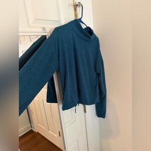 Teal Long Sleeve Top Canada weather gear